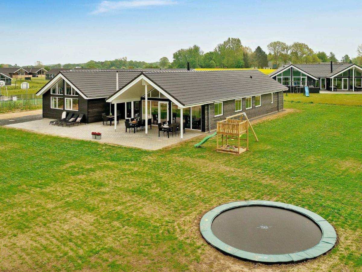 18 Person Holiday Home In Bogense Bagian luar foto